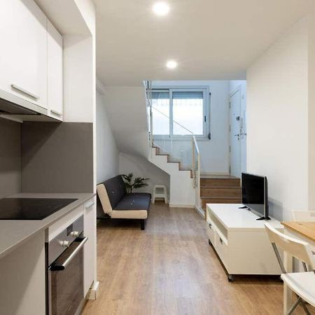Apartment Live Camp Nou Оспиталет де Лобрегат Екстериор снимка