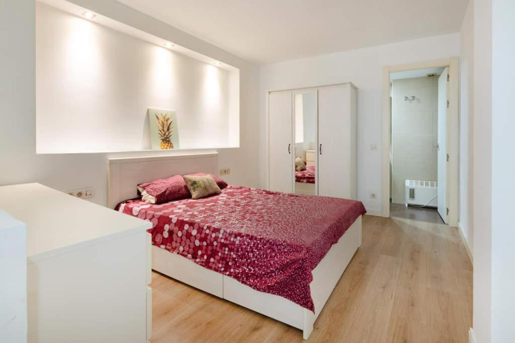 Apartment Live Camp Nou Оспиталет де Лобрегат Екстериор снимка